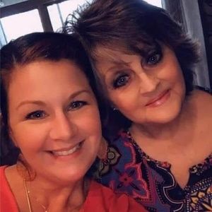 Meet your Posher, Desi ann